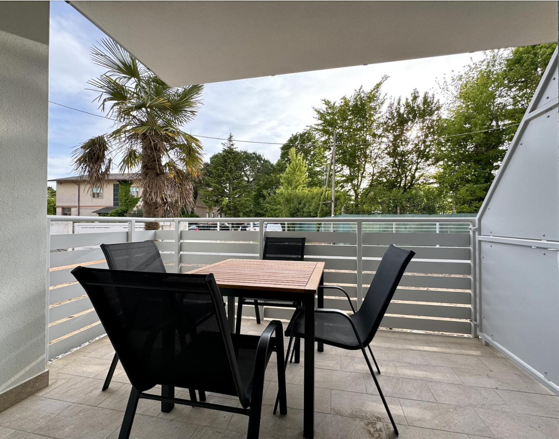 Residence Eva - Carraro Immobiliare Jesolo - Family Apartments Cavallino-Treporti Eksteriør billede
